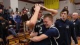 Manasquan boys basketball shows sportsmanship in applauding Camden